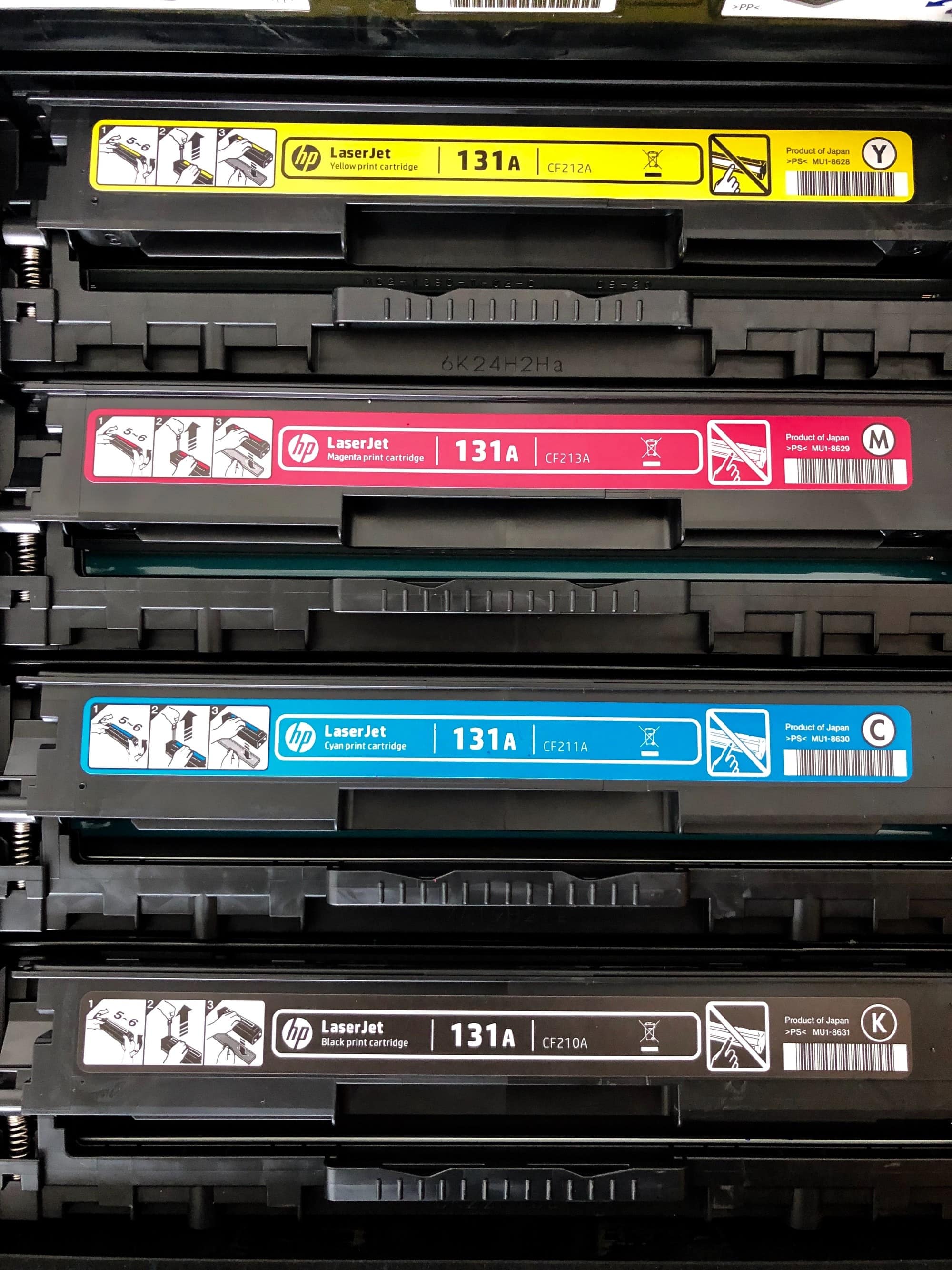 images-unsplash-com(4) Toner cartridges